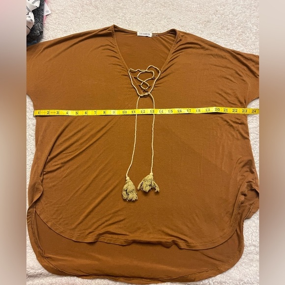 The Hanger Burnt Orange Blouse - Picture 2 of 7